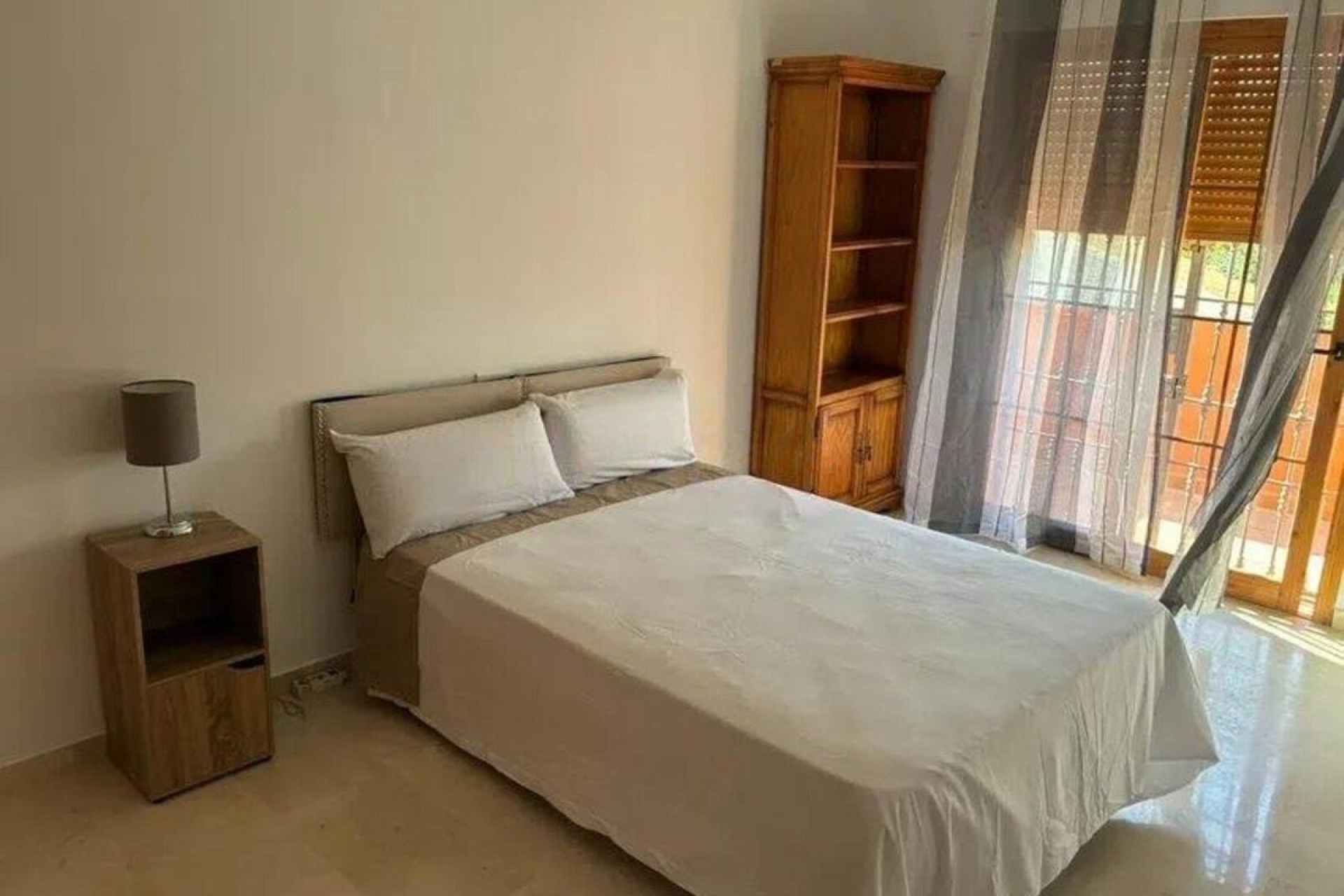 Resale - Villa - Estepona - Cancelada