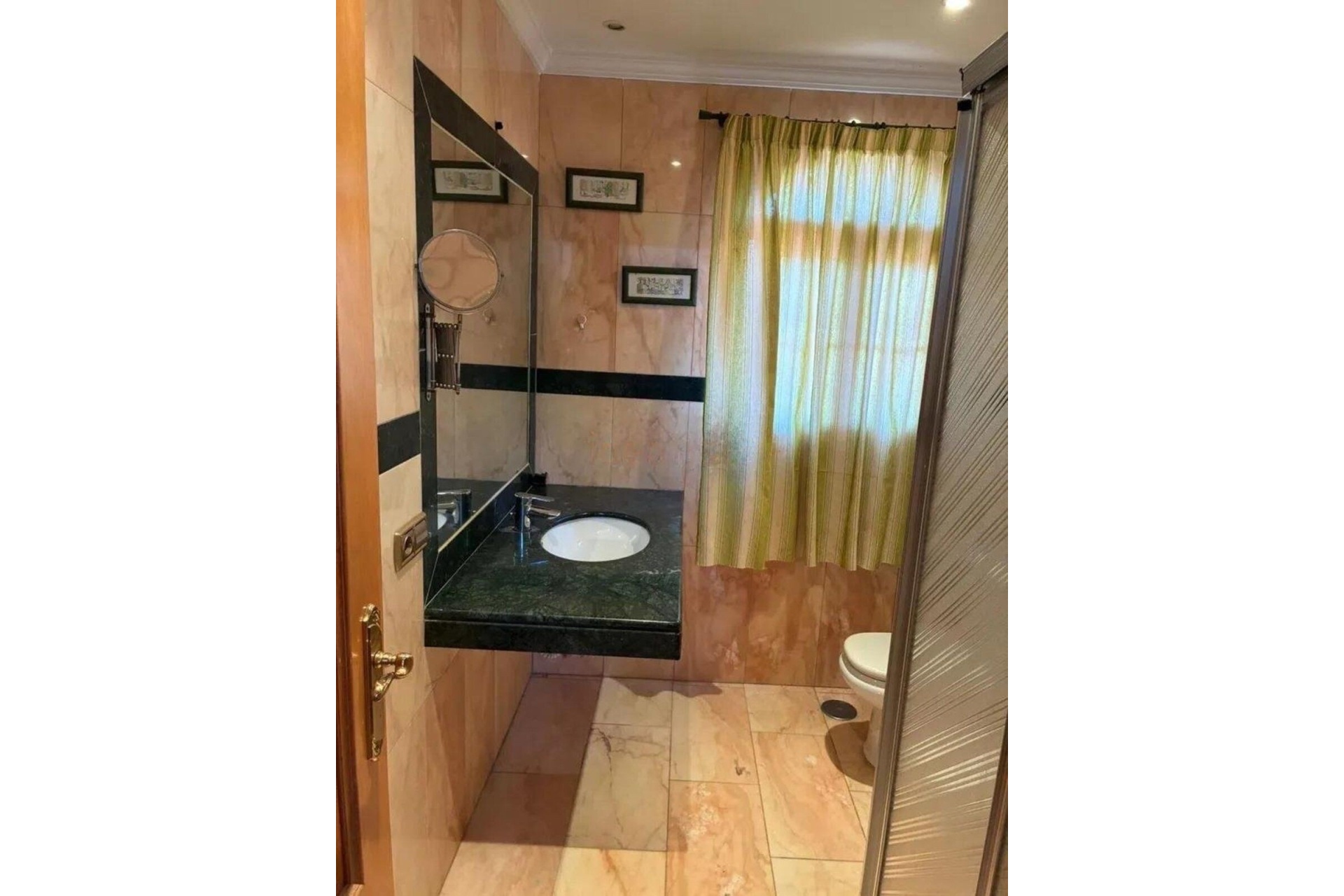 Resale - Villa - Estepona - Cancelada