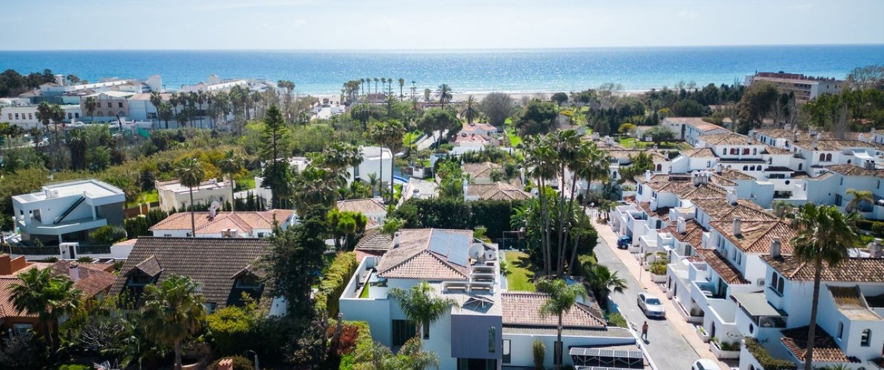 Resale - Villa - Estepona - Costalita