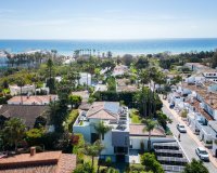 Resale - Villa - Estepona - Costalita