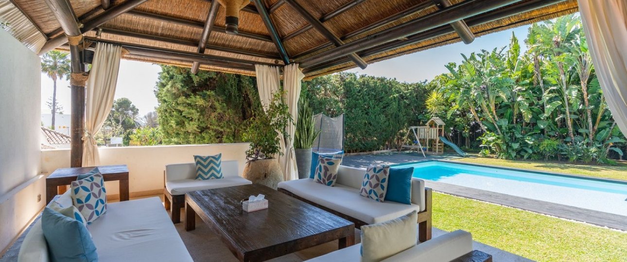 Resale - Villa - Estepona - Costalita