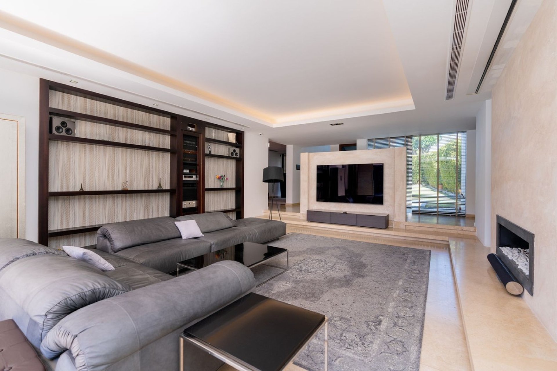 Resale - Villa - Estepona - Costalita