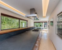 Resale - Villa - Estepona - Costalita