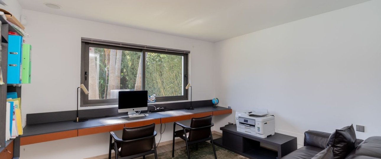 Resale - Villa - Estepona - Costalita