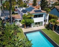 Resale - Villa - Estepona - Costalita