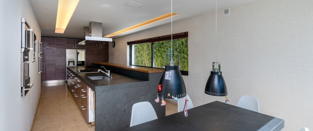 Resale - Villa - Estepona - Costalita