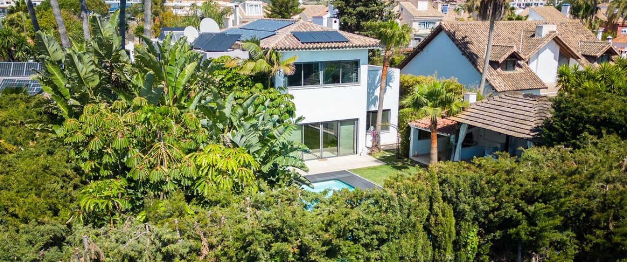 Resale - Villa - Estepona - Costalita