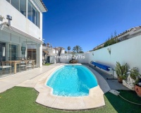 Resale - Villa - Estepona - Costalita