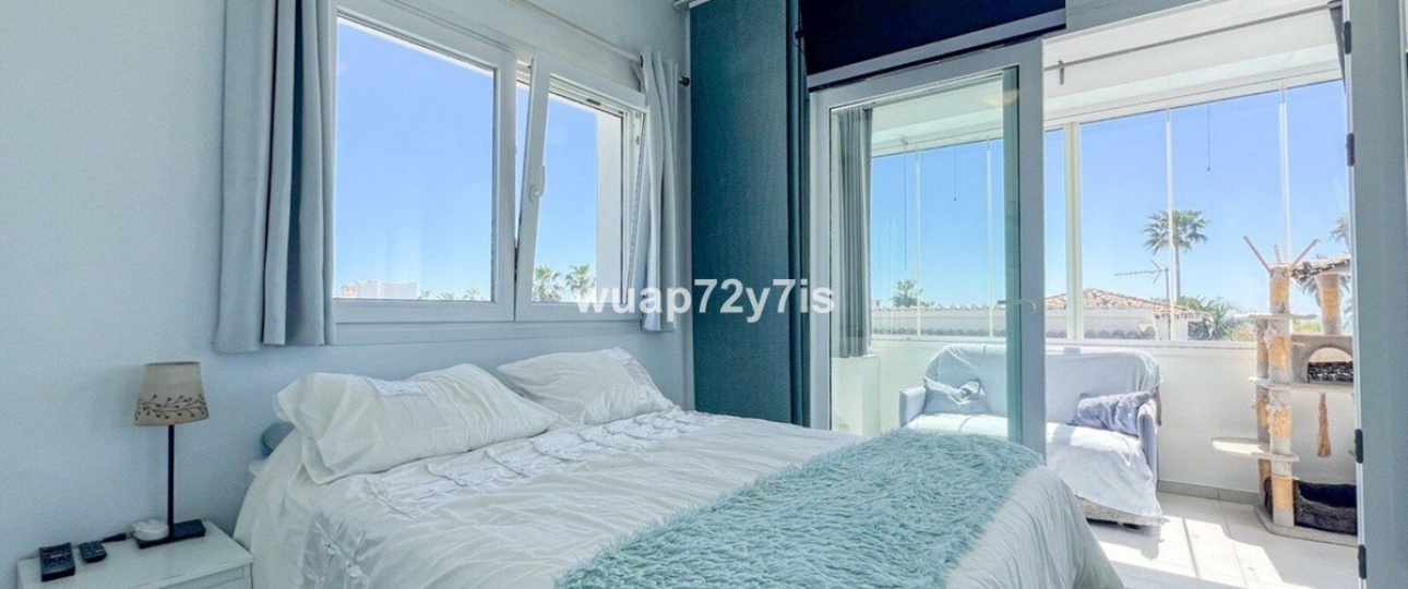 Resale - Villa - Estepona - Costalita