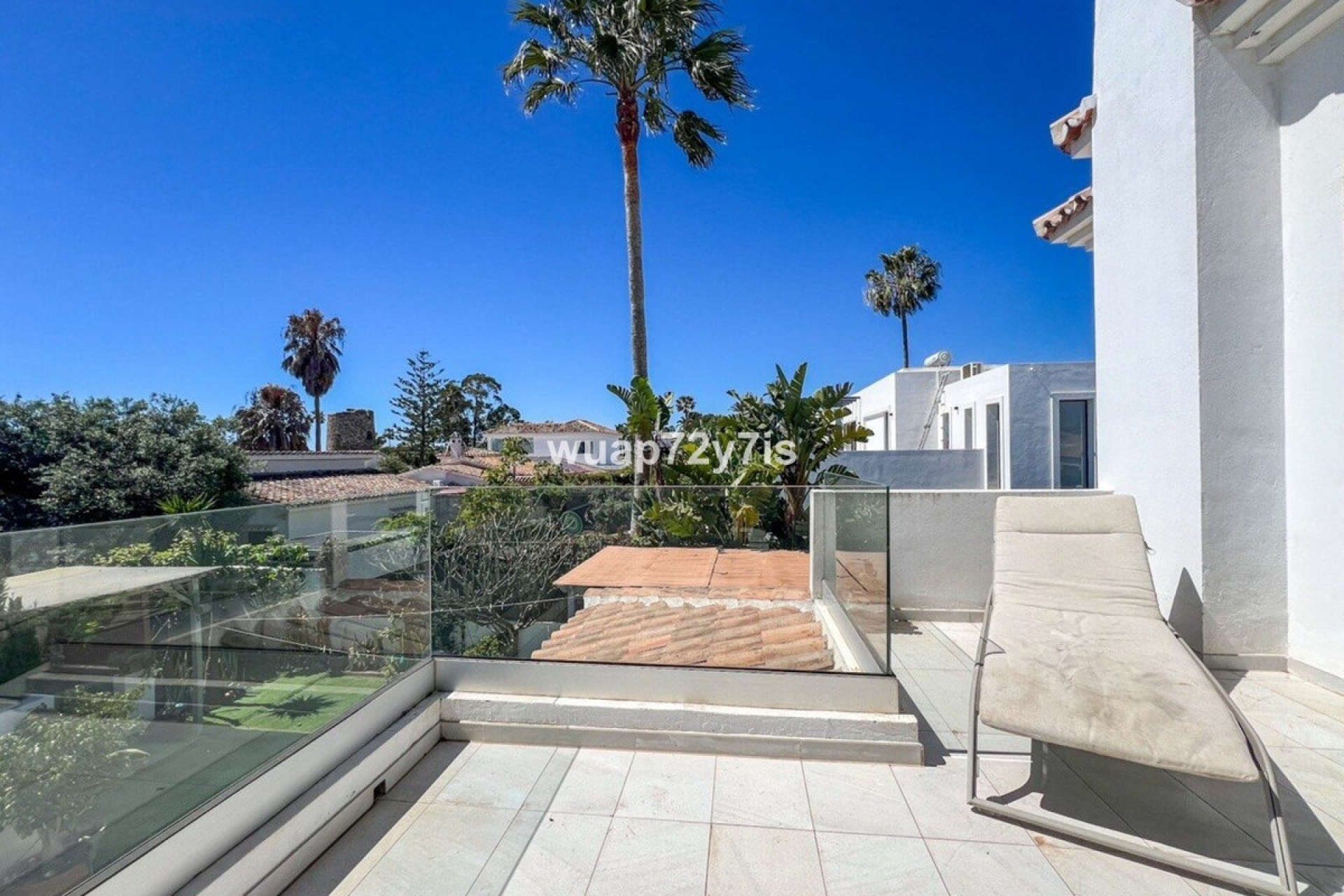 Resale - Villa - Estepona - Costalita