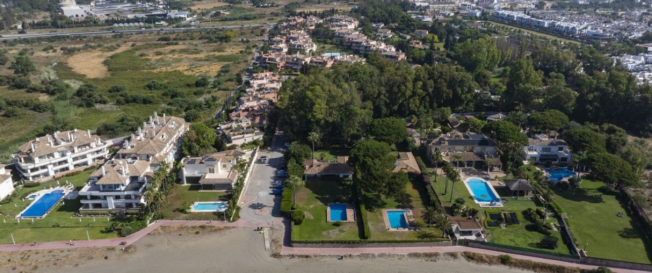 Resale - Villa - Estepona - Costalita