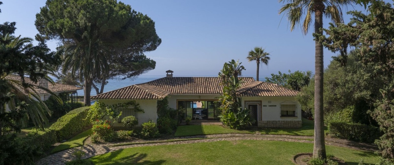 Resale - Villa - Estepona - Costalita