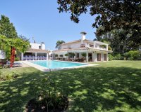 Resale - Villa - Estepona - Costalita