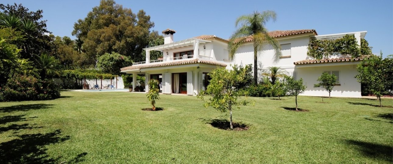 Resale - Villa - Estepona - Costalita