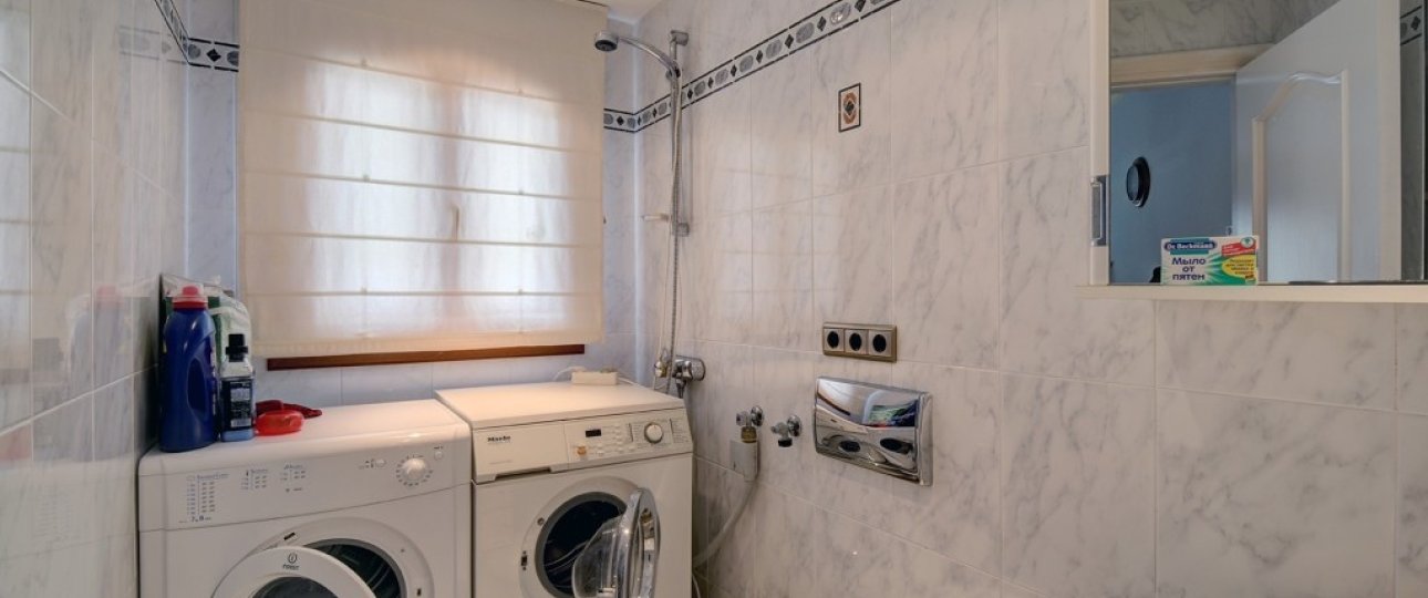Resale - Villa - Estepona - Costalita