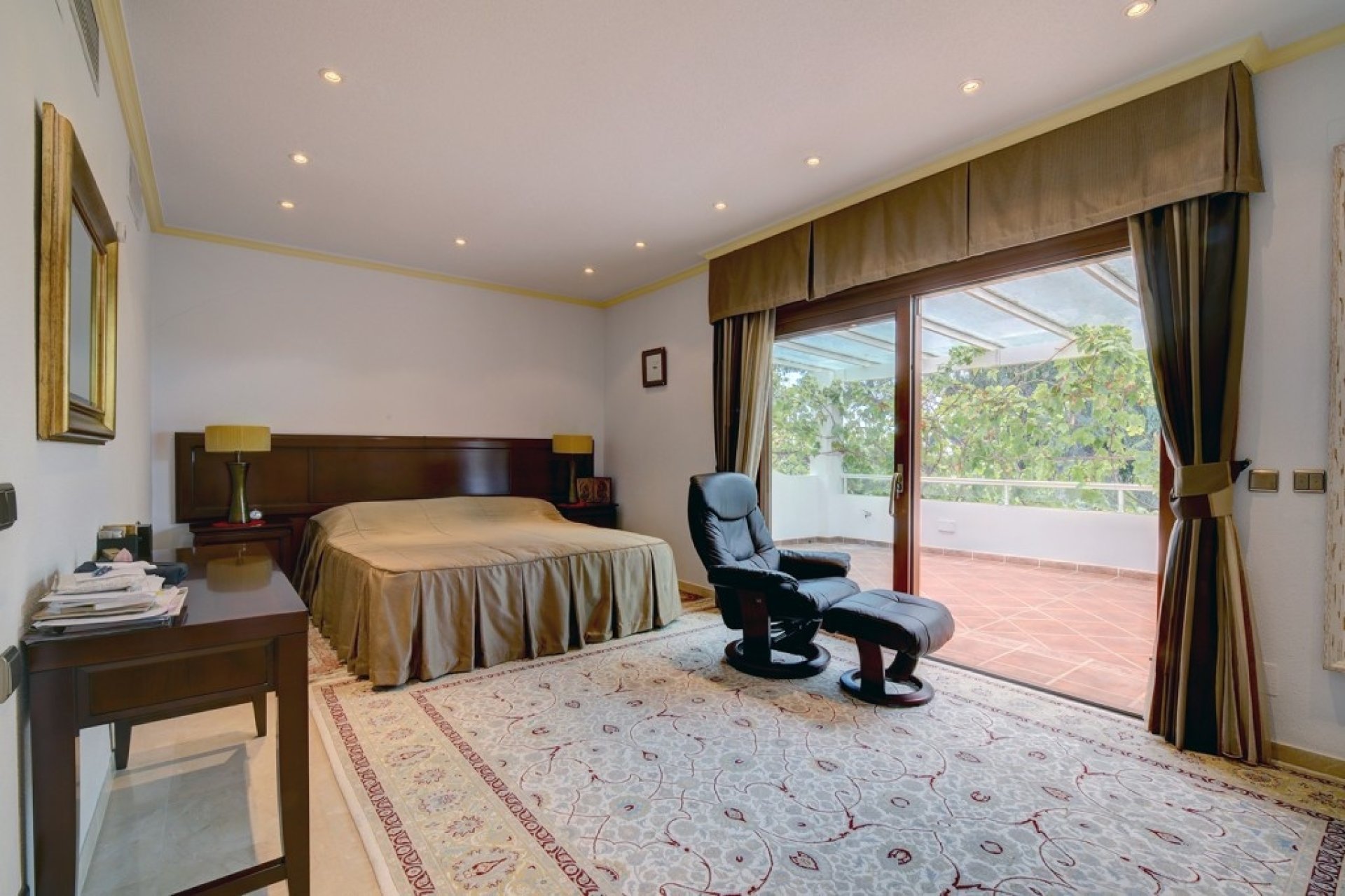 Resale - Villa - Estepona - Costalita