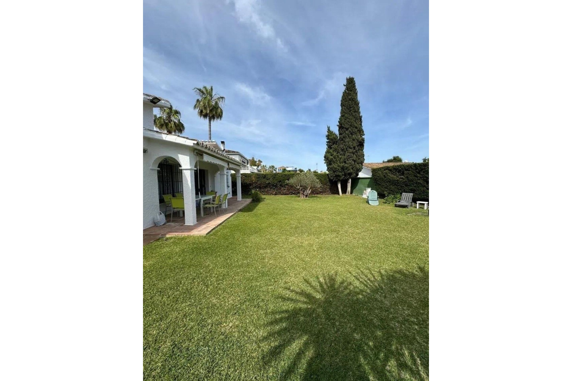 Resale - Villa - Estepona - Costalita