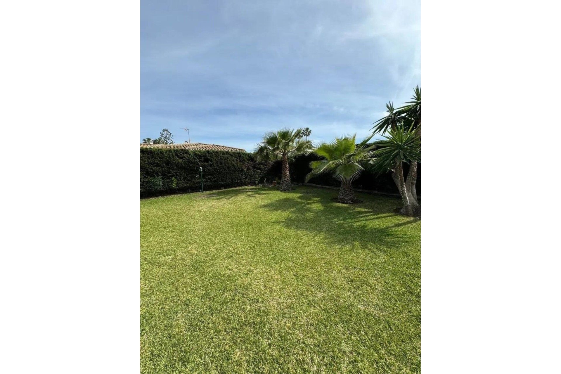 Resale - Villa - Estepona - Costalita