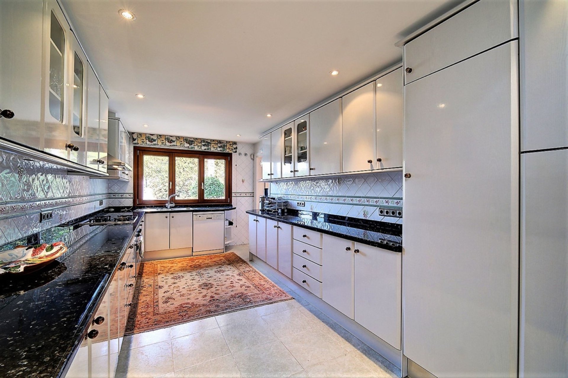 Resale - Villa - Estepona - Costalita