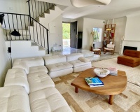 Resale - Villa - Estepona - El Padron
