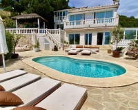 Resale - Villa - Estepona - El Padron