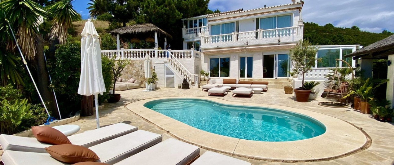 Resale - Villa - Estepona - El Padron