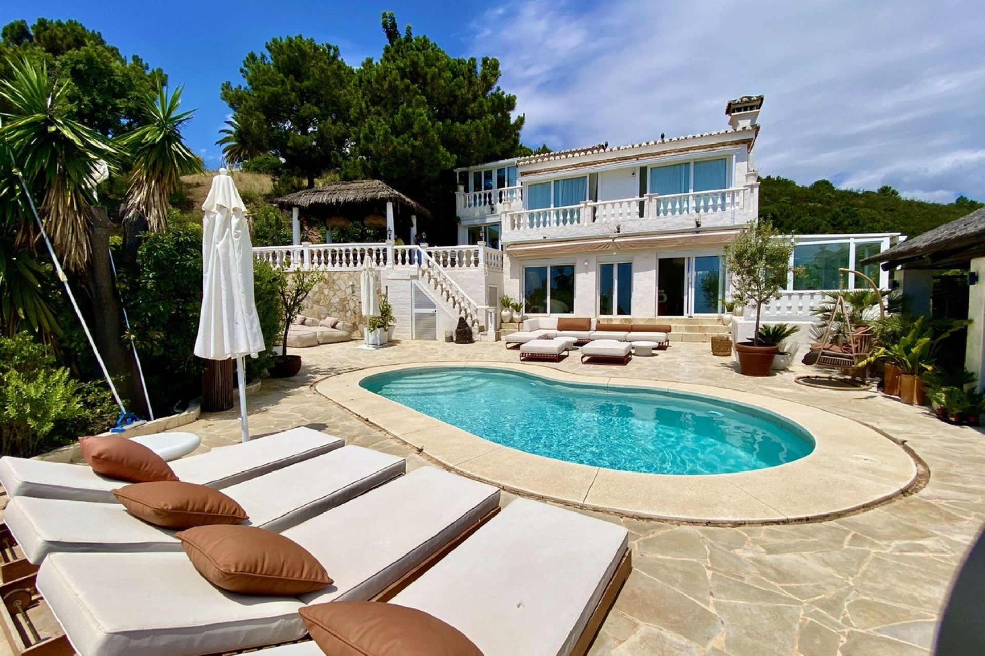 Resale - Villa - Estepona - El Padron