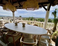 Resale - Villa - Estepona - El Padron