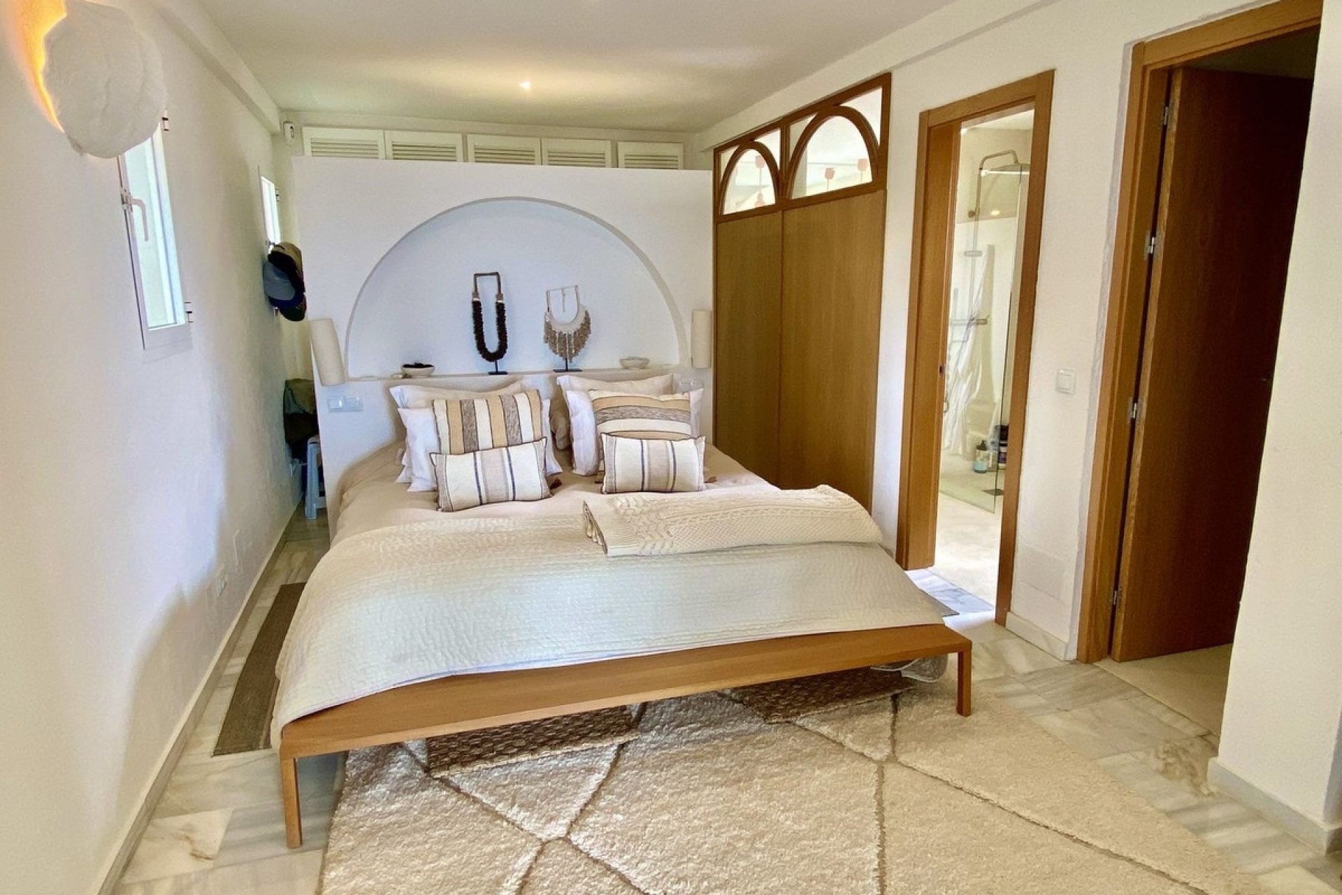 Resale - Villa - Estepona - El Padron
