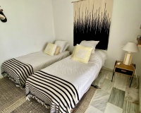Resale - Villa - Estepona - El Padron