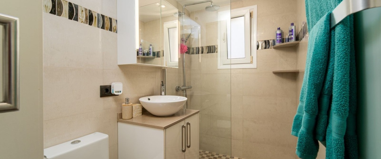 Resale - Villa - Estepona - El Padron