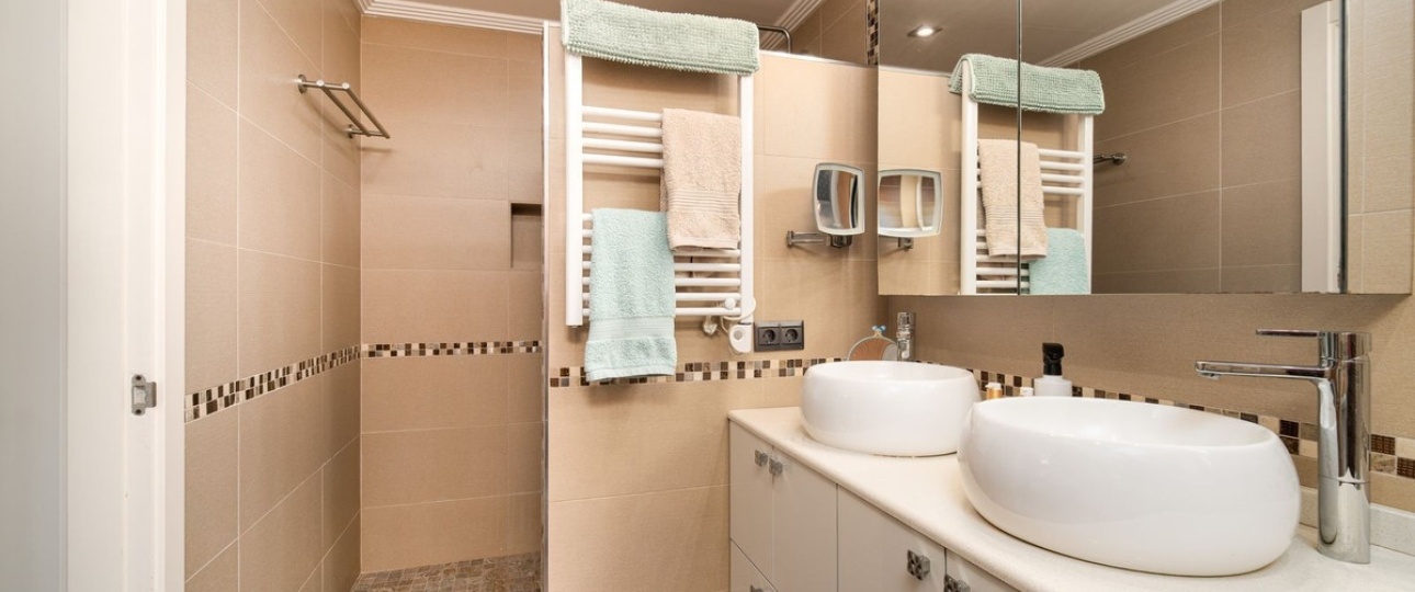 Resale - Villa - Estepona - El Padron