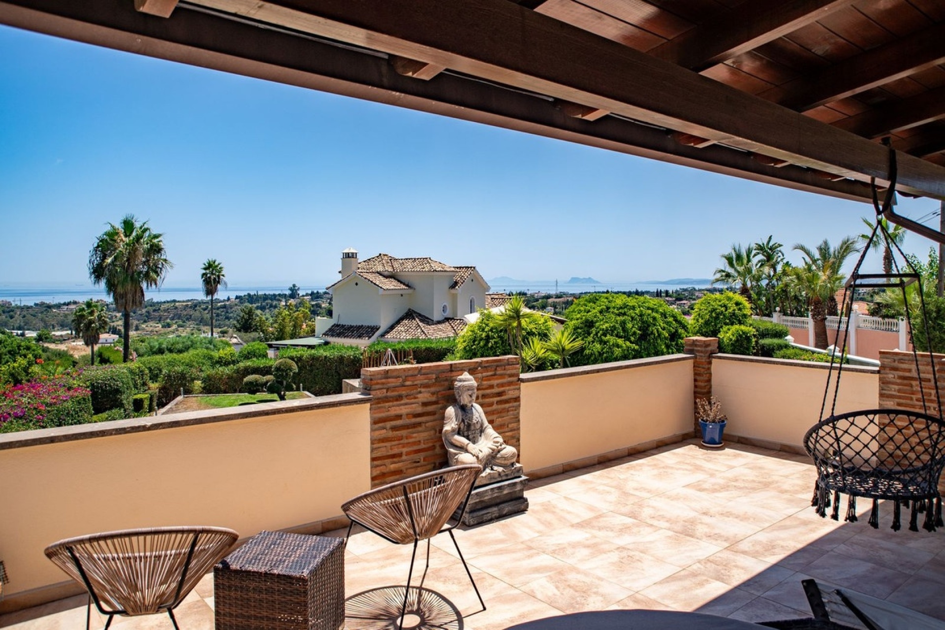 Resale - Villa - Estepona - El Padron