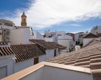 Resale - Villa - Estepona - Estepona Centro