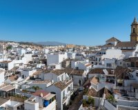 Resale - Villa - Estepona - Estepona Centro