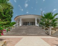 Resale - Villa - Estepona - Estepona Centro