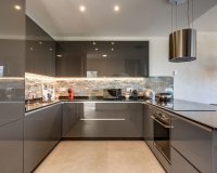 Resale - Villa - Estepona - Estepona Centro