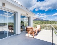 Resale - Villa - Estepona - Estepona Centro
