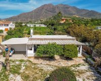 Resale - Villa - Estepona - Estepona Centro