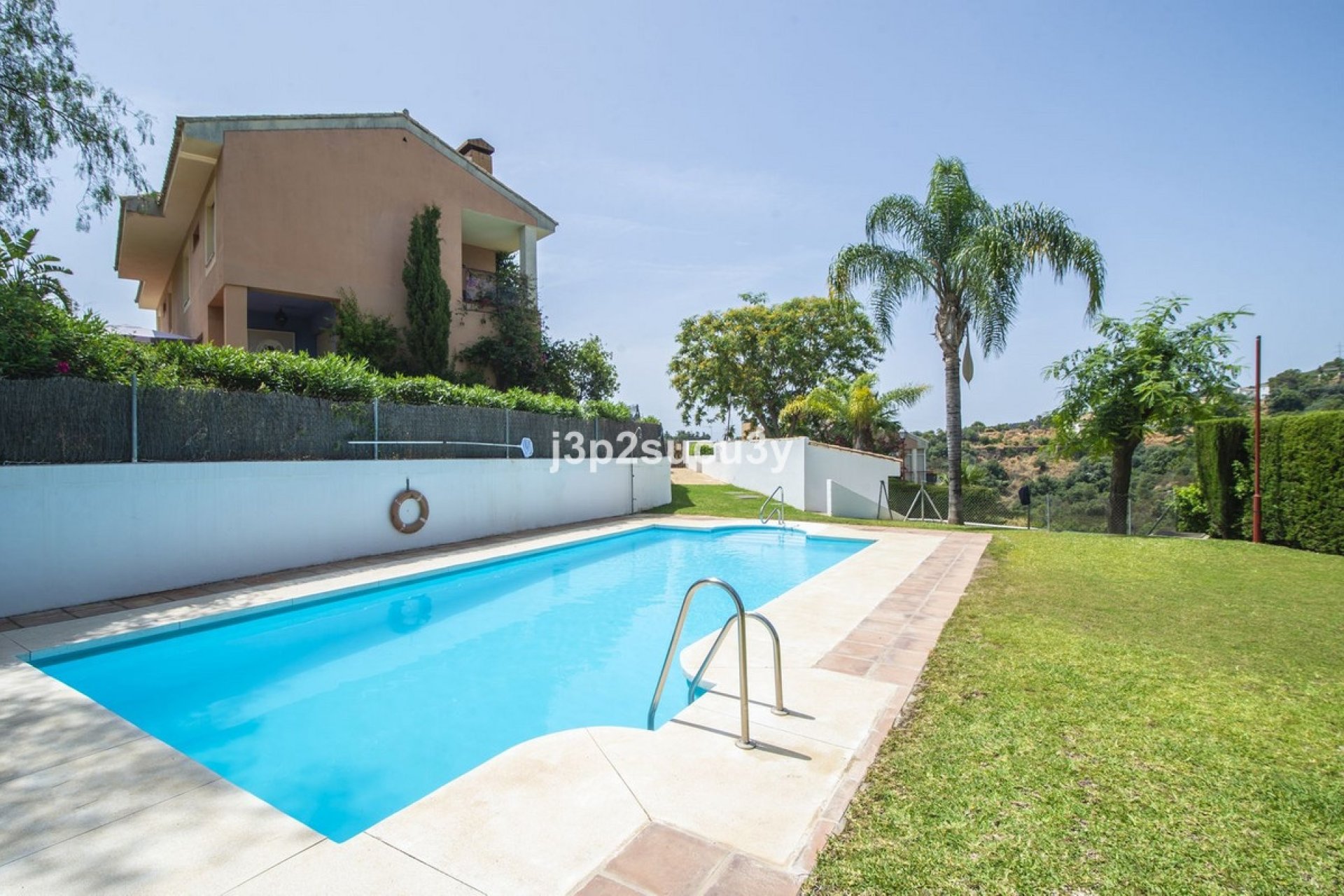 Resale - Villa - Estepona - Estepona Centro