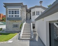 Resale - Villa - Estepona - Estepona Centro