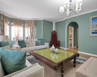 Resale - Villa - Estepona - Estepona Centro