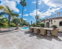 Resale - Villa - Estepona - Estepona Centro