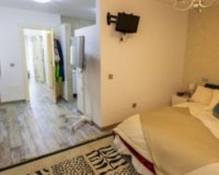 Resale - Villa - Estepona - Estepona Centro