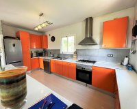 Resale - Villa - Estepona - Estepona Centro