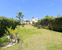 Resale - Villa - Estepona - Estepona Centro