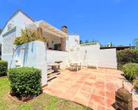 Resale - Villa - Estepona - Estepona Centro