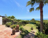 Resale - Villa - Estepona - Estepona Centro