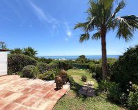 Resale - Villa - Estepona - Estepona Centro