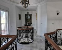 Resale - Villa - Estepona - Estepona Centro